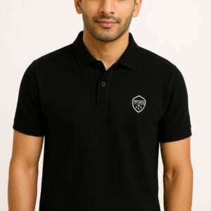 Man wearing premium black polo shirt with HERANGS logo – export quality